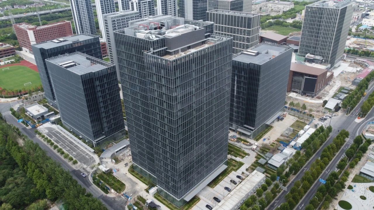  数智攻坚 | 中建安装陆家嘴御桥机电安装项目顺利完工 