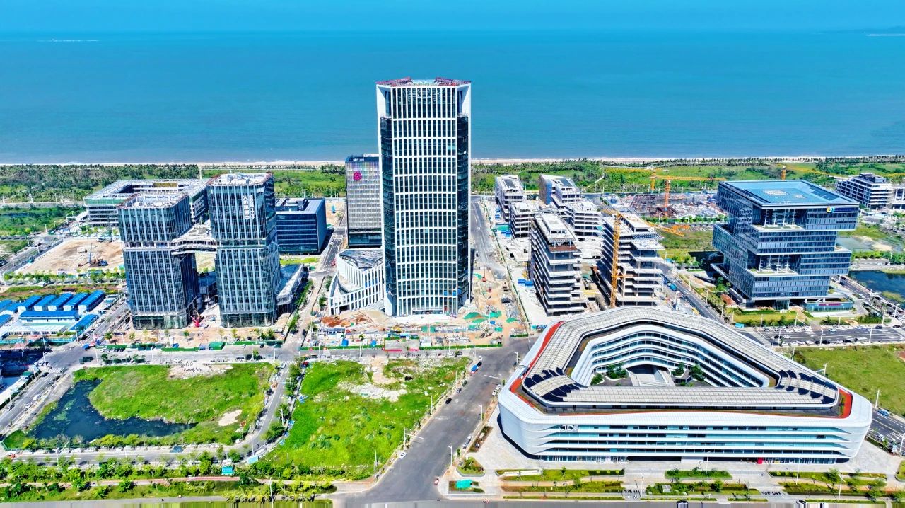  装配率达75%！中建五局承建的中国石化自贸大厦通过竣工验收 