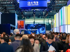  2025AWE惊现“黑科技”！海尔智慧楼宇展现绿色智慧建筑的无限可能 