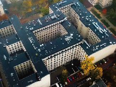  历史建筑的绿色革新：美的楼宇科技赋能华沙地区法院焕新升级 