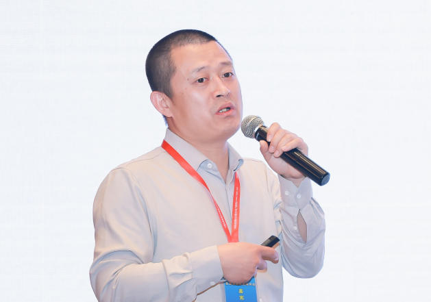  张大炜 ▶ 硬方案+软控制：电子工业厂房高效制冷机房建设要点 